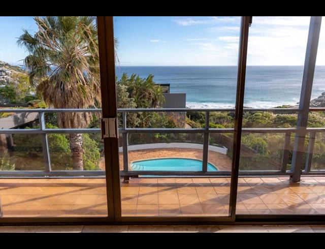 4 BEDROOM PROPERTY TO RENT IN LLANDUDNO
